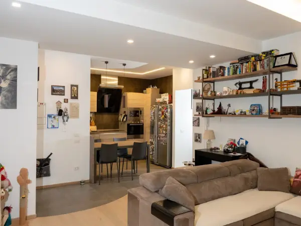 Il bellissimo salotto della villetta.