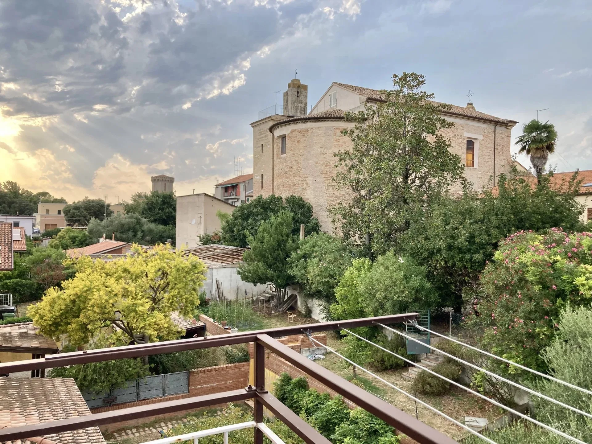 Vista dal balcone sul centro storico di Montemarciano